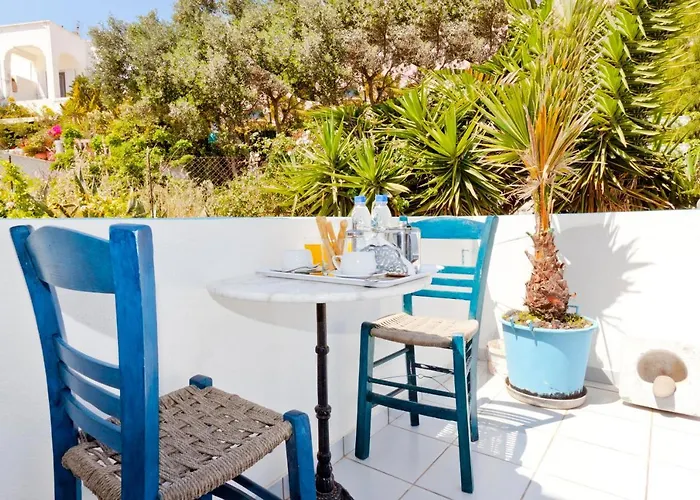 Stella Fira (Santorini)