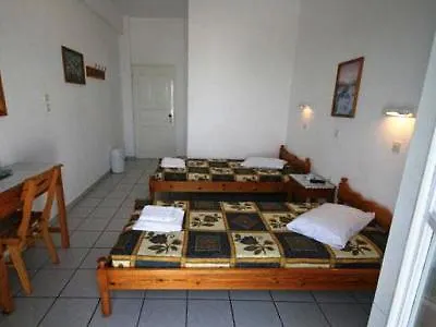 Stella Fira (Santorini)